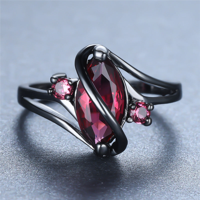 Luxury Crystal Ring – Sparkling Gemstone Jewelry for Women